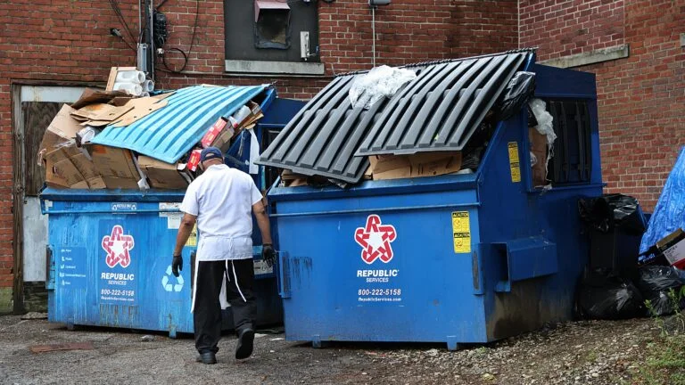 Trash talks head to mediation as strike continues