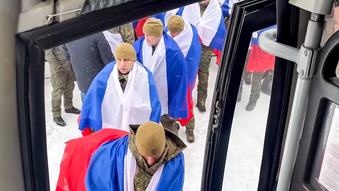 Russia and Ukraine Release Hundreds of POWs With U.S. and UAE Mediation