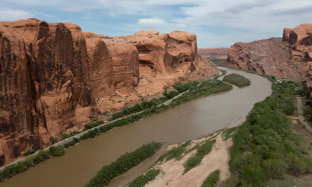 ‘It’s past the eleventh hour’: Utah and other Colorado River states call for mediation as current plans near expiration